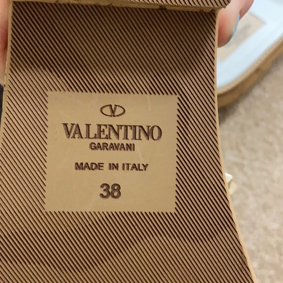 AUTHENTIC Valentino Shoes (comes w box& dust bag) - Picture 8 of 12